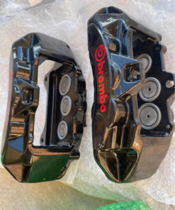 2014 GT500 6 Piston Calipers